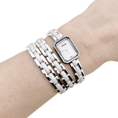 Montre Montre Chanel, "Première", céramique blanche et diamants. 58 Facettes 35397