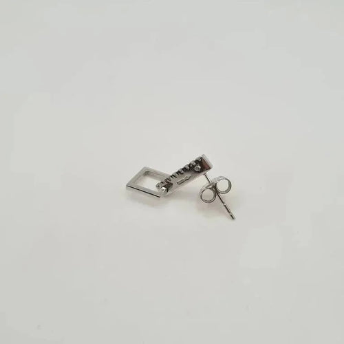 Boucles d'oreilles Boucles d'oreilles carrées en or blanc 18k serties de diamants 58 Facettes