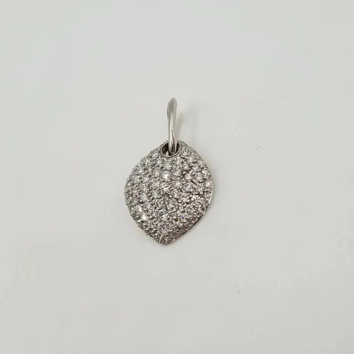 Pendentif Pendentif en or blanc 18 carats et diamants naturels 58 Facettes