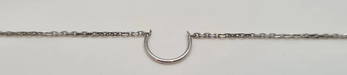 Boucles d'oreilles Boucle d'oreille unique en or blanc 18 carats 58 Facettes