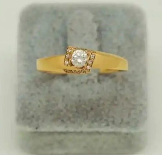 Bague 67 Bague en or jaune et diamants 58 Facettes