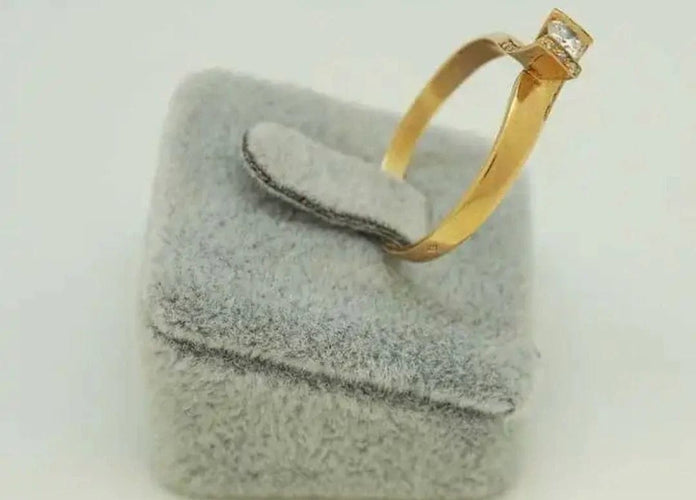 Bague 67 Bague en or jaune et diamants 58 Facettes