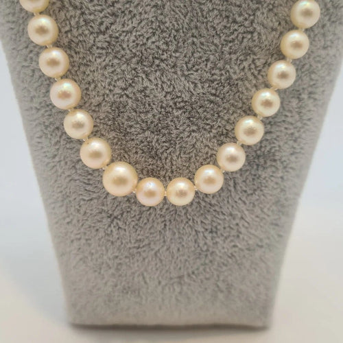 Collier Collier en or jaune 18 carats et perle de culture 58 Facettes