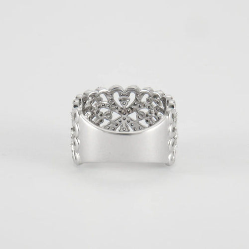 Bague 53 Bague en or blanc et diamants 58 Facettes