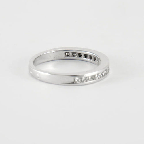 Bague 54 Bague en or blanc 18 carats et diamants 58 Facettes