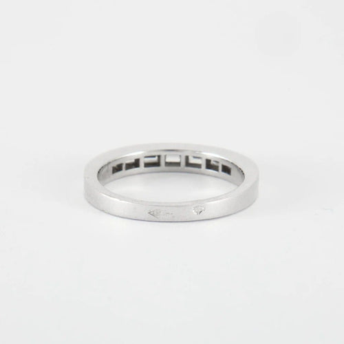 Bague 53 Bague en or blanc 18 carats et diamants 58 Facettes