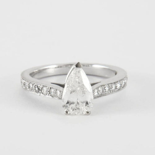Bague 52 Bague en or blanc 18 carats et diamants 58 Facettes