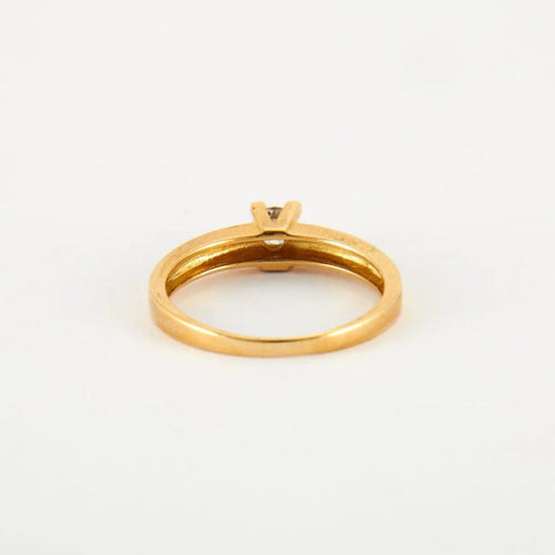 Bague 52 Bague en or jaune 18 ct et diamants 58 Facettes