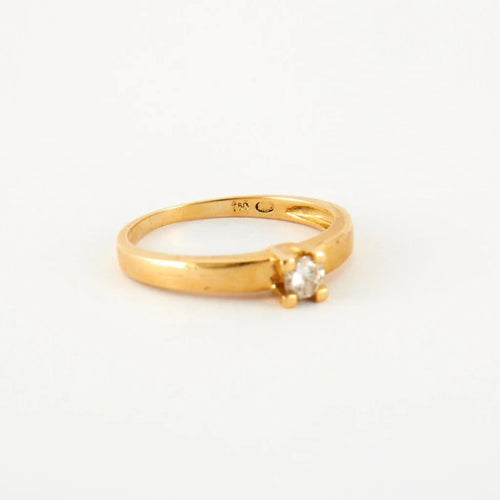 Bague 52 Bague en or jaune 18 ct et diamants 58 Facettes