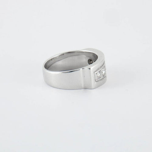 Bague 53 Bague en or blanc & diamants 58 Facettes