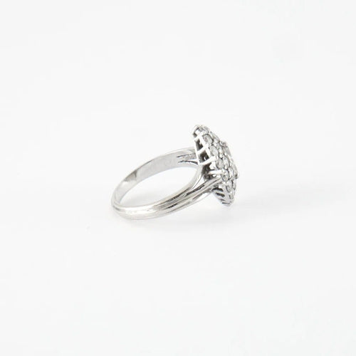 Bague 48 Bague en or blanc 14 ct et diamants 58 Facettes