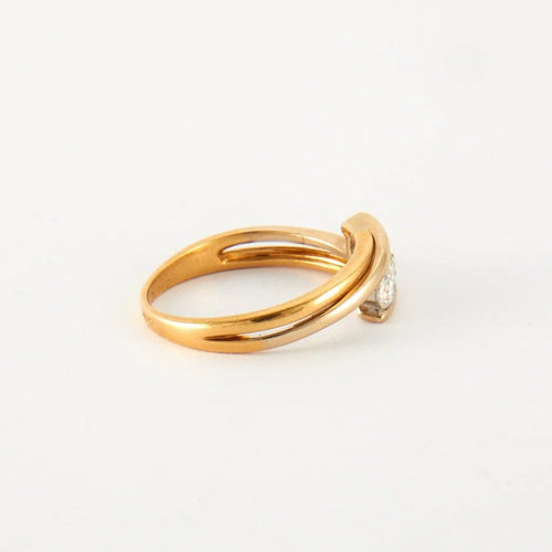 Bague 57 Bague en or jaune 18 ct et diamants 58 Facettes