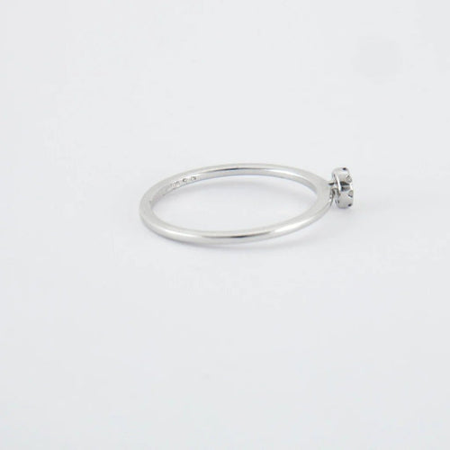 Bague 54.5 Bague en or blanc 18 ct et diamants 58 Facettes
