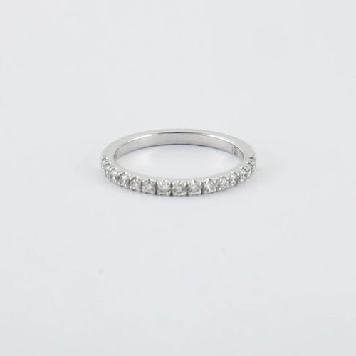 Bague 50 Bague en or blanc et diamants 58 Facettes