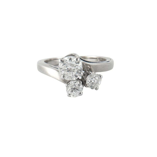 Bague 50 Bague en or blanc 18 ct et diamants 58 Facettes
