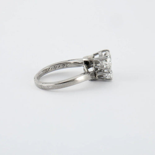 Bague 50 Bague en or blanc 18 ct et diamants 58 Facettes