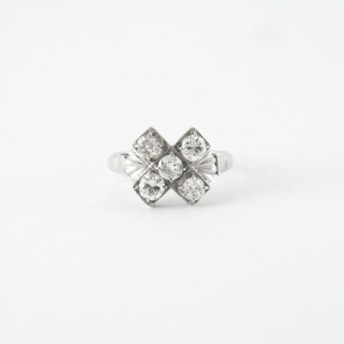 Bague 52 Bague en or blanc 18 ct et diamants 58 Facettes