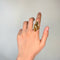 Bague 57 Bague en or jaune 750‰ aux yeux-de-tigre et diamants 58 Facettes 260032R
