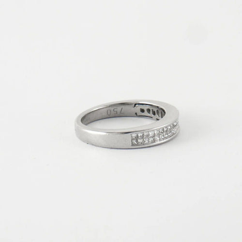 Bague 54.5 Bague en or blanc 18 carats et diamants 58 Facettes