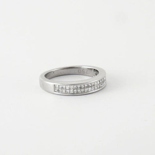 Bague 54.5 Bague en or blanc 18 carats et diamants 58 Facettes