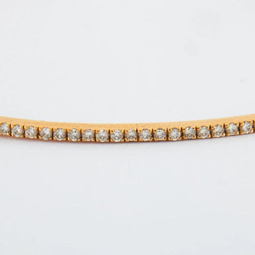 Bracelet Bracelet jonc en or jaune et diamants 58 Facettes