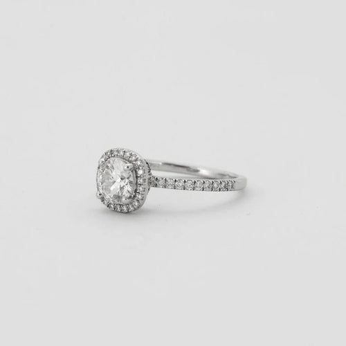 Bague 51 Bague en or blanc 18 carats et diamants 58 Facettes