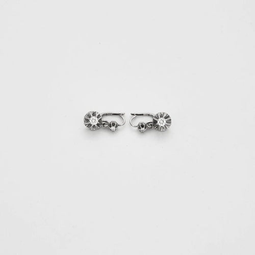 Boucles d'oreilles Boucles d'oreilles en or blanc et diamants 58 Facettes
