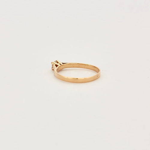 Bague 55 Bague solitaire en or jaune et diamant 58 Facettes