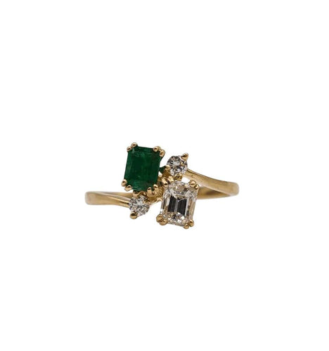 Bague 49.5 Bague en or jaune 18 carats, émeraude et diamants 58 Facettes
