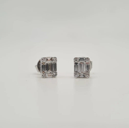 Boucles d'oreilles Boucles d'oreilles en or blanc et diamants baguettes 58 Facettes
