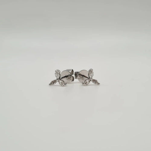 Boucles d'oreilles Boucles d'oreilles fleurs en or blanc et diamants 58 Facettes