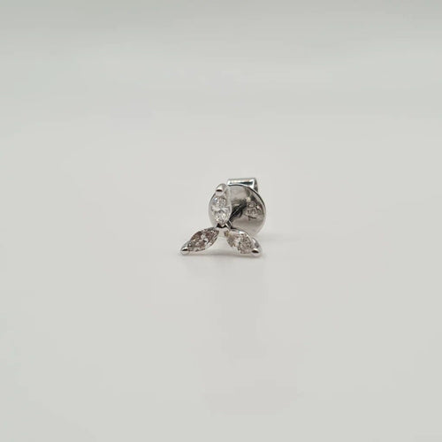 Boucles d'oreilles Boucles d'oreilles fleurs en or blanc et diamants 58 Facettes
