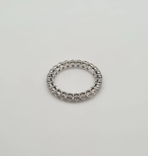 Bague 48 Alliance tour complet en or blanc 18 carats et diamants 58 Facettes