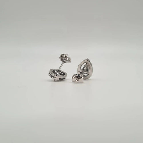 Boucles d'oreilles Boucles d'oreilles en or blanc 18 carats et diamants 58 Facettes
