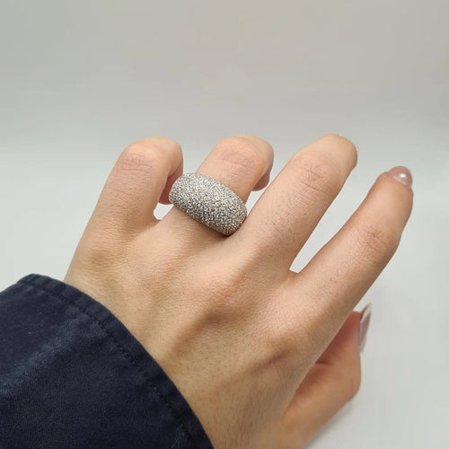 Bague 54.5 Bague bombée en or blanc et diamants 58 Facettes