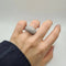 Bague 54.5 Bague bombée en or blanc et diamants 58 Facettes