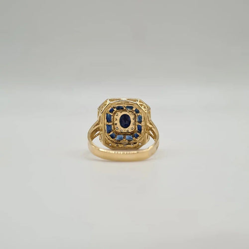 Bague 54 Bague en or jaune, saphirs et diamants 58 Facettes