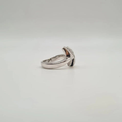 Bague 54 Bague étoile en or blanc et diamants 58 Facettes
