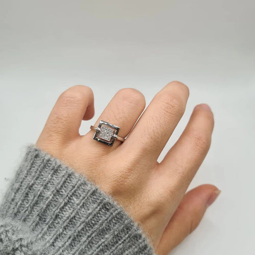 Bague 54 Bague carrée en or blanc 18 carats et diamants 58 Facettes