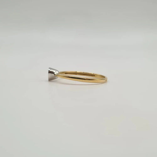 Bague 54 Bague solitaire en or jaune et blanc 18 carats avec diamant 58 Facettes