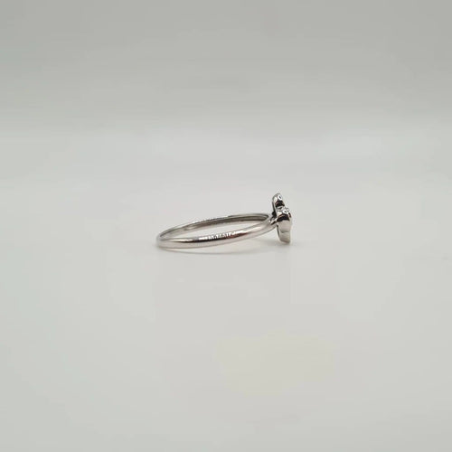 Bague 54 Bague fleur en or blanc 18 carats et diamant 58 Facettes