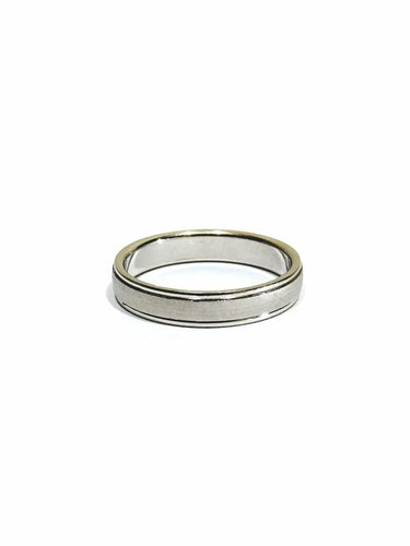 Bague 58 Alliance homme en or blanc 18 carats 58 Facettes