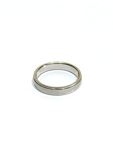 Bague 58 Alliance homme en or blanc 18 carats 58 Facettes