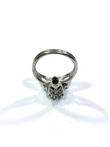 Bague 52 Bague en or blanc 18 carats avec diamants et pierre verte synthétique 58 Facettes