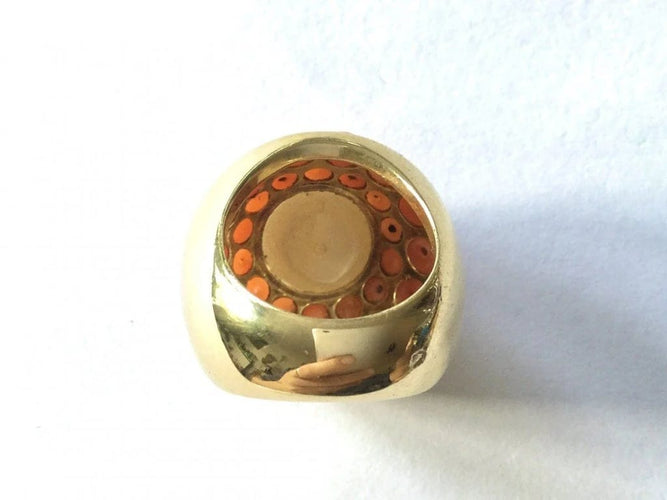 Bague 50.5 Bague en or jaune 18 carats avec perle et corail 58 Facettes 626374