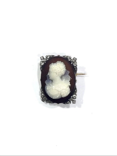 Broche Broche camée sur cornaline en or rose et diamants 58 Facettes 948824