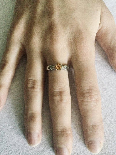 Bague 57 Bague en or blanc 18 carats avec citrine et diamants 58 Facettes