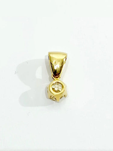 Pendentif Pendentif en or jaune 18 carats et diamants 58 Facettes