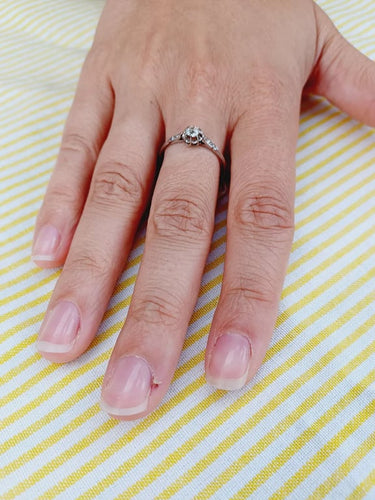 e2c3ed2d-2c1b-4169-a1ec-82331a96a400