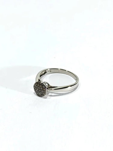 Bague 50.5 Bague en or blanc 18 carats pavée de diamants 58 Facettes